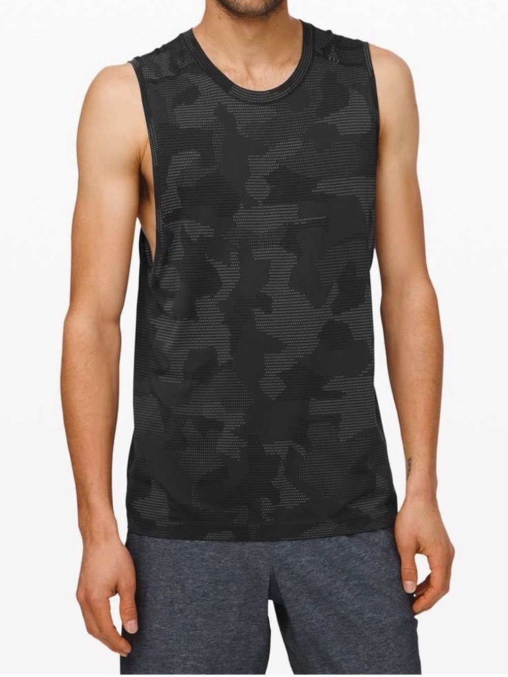 Lululemon Metal Vent Tech Tank Mens Large Black Camo Seamless Gym